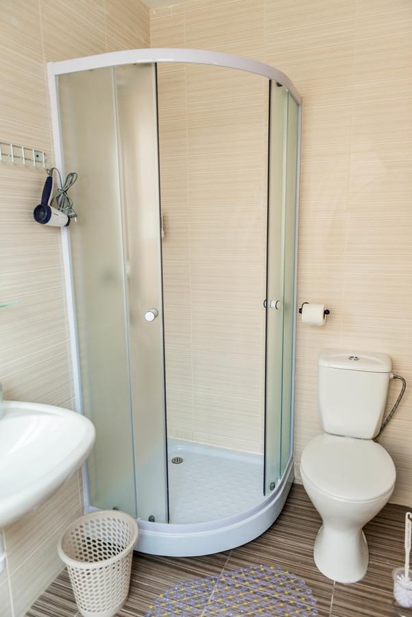 Mini Hotel Freedom Mercurius Lviv Dış mekan fotoğraf