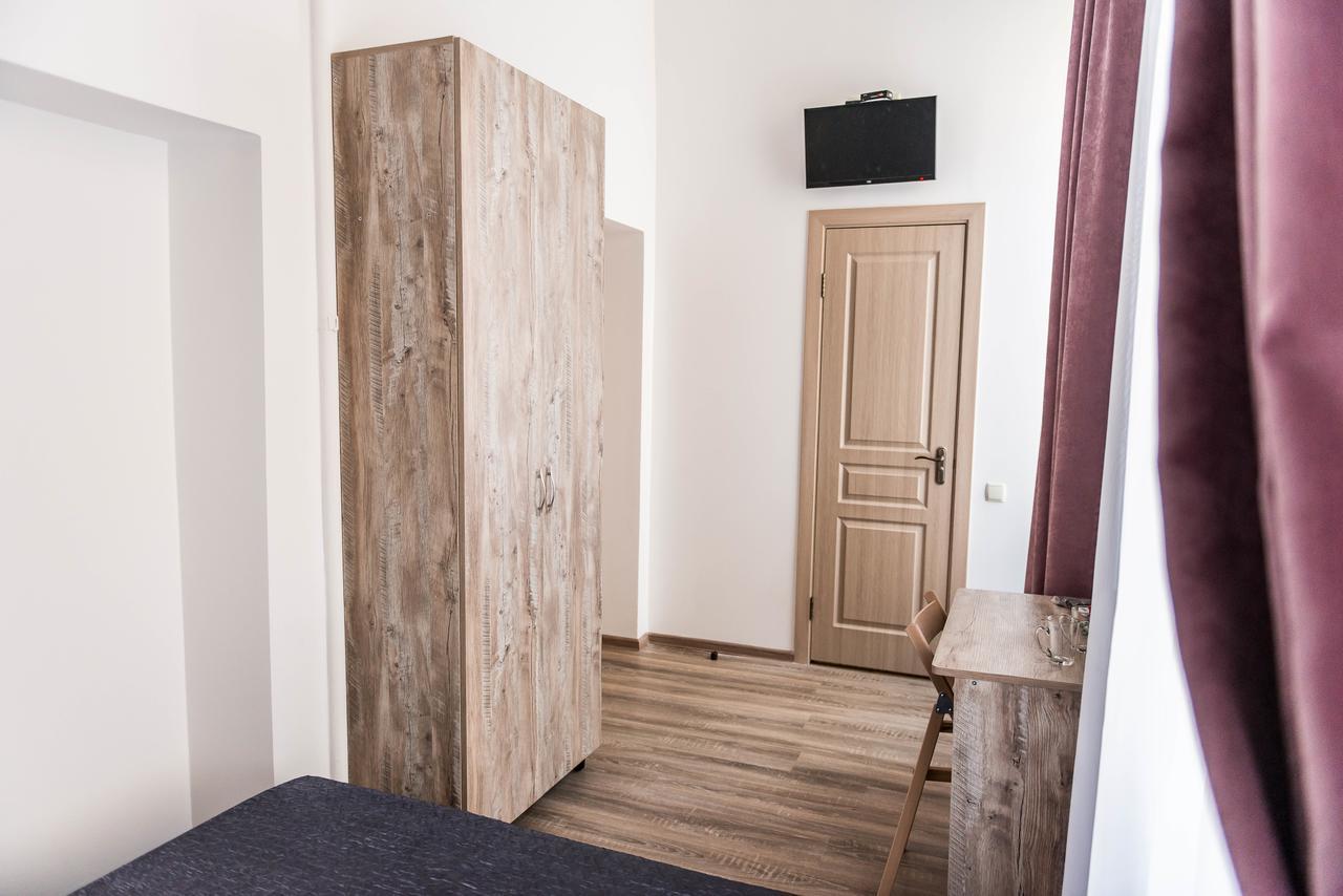 Mini Hotel Freedom Mercurius Lviv Dış mekan fotoğraf