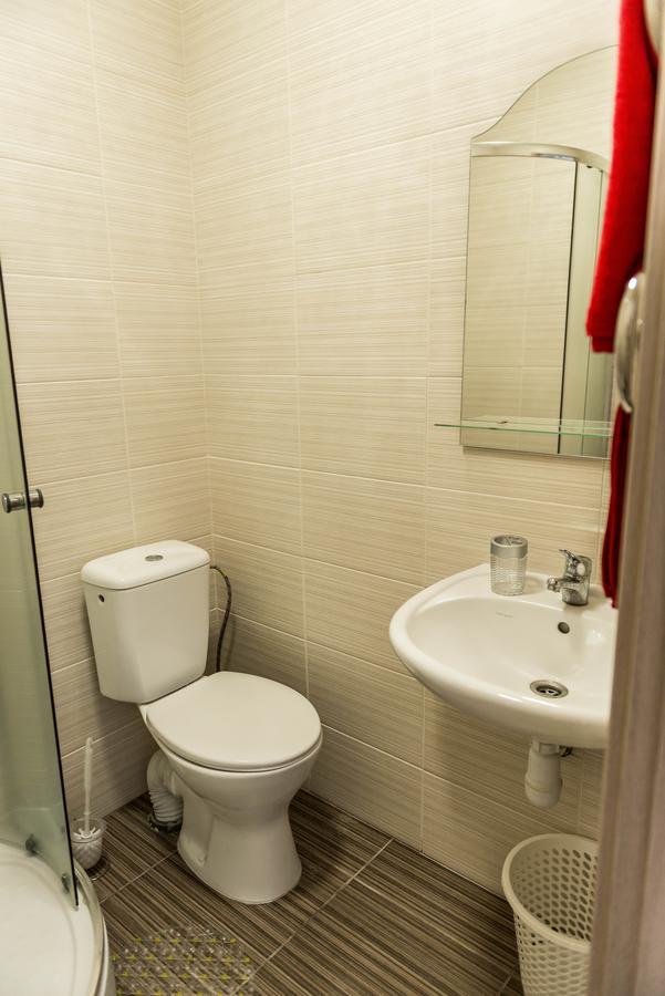 Mini Hotel Freedom Mercurius Lviv Dış mekan fotoğraf