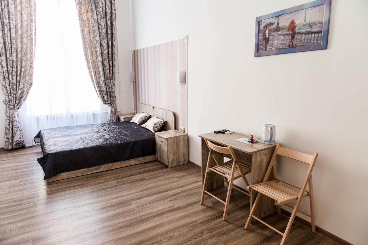 Mini Hotel Freedom Mercurius Lviv Dış mekan fotoğraf