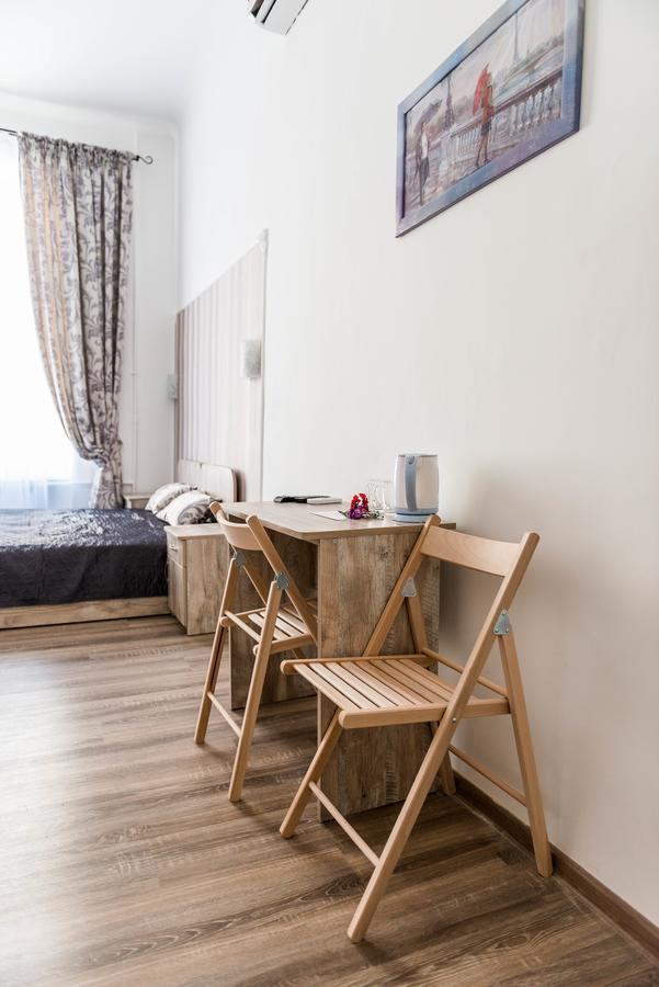 Mini Hotel Freedom Mercurius Lviv Dış mekan fotoğraf